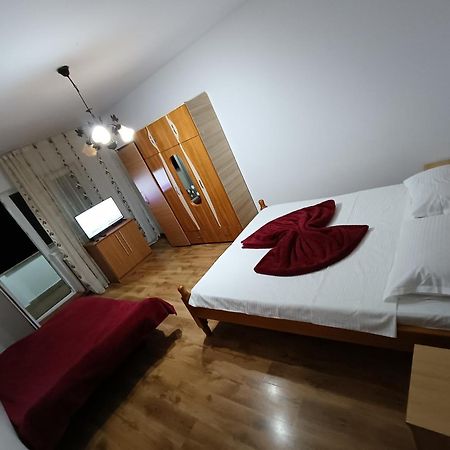 Apartament Nemira Slănic-Moldova Værelse billede